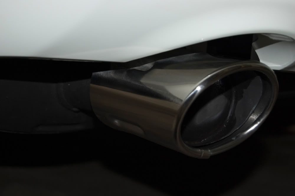 DSC_0019G35xexhaust.jpg
