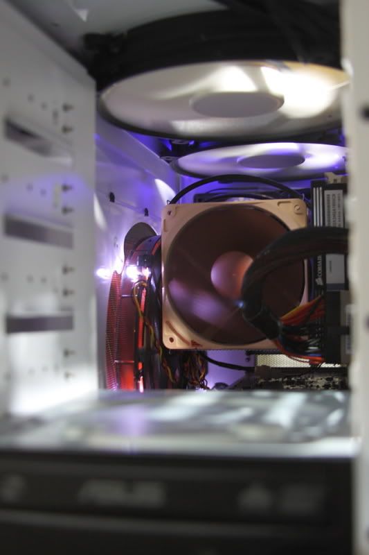 http://i82.photobucket.com/albums/j252/davidfelix/NZXT%20Forum/nzxt16.jpg