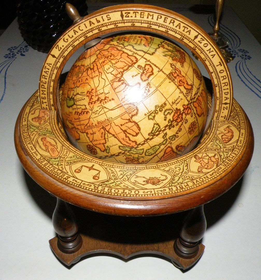 VINTAGE OLD WORLD ASTRONOMICAL ZODIAC GLOBE WOODEN WOOD BASE MADE IN ITALY