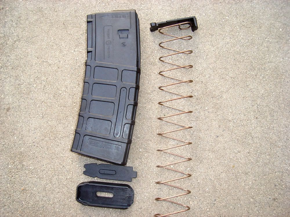 The new Magpul PMAG 5.56 magazine upgrade, with pics.
