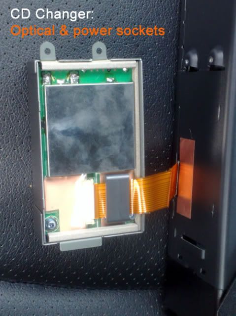 cdchanger_socket2.jpg