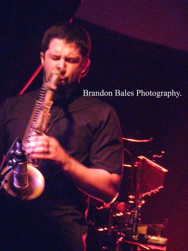 IMAGE: http://i82.photobucket.com/albums/j262/brandon1690/0393wm2.jpg