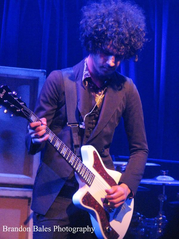 IMAGE: http://i82.photobucket.com/albums/j262/brandon1690/0471WM.jpg