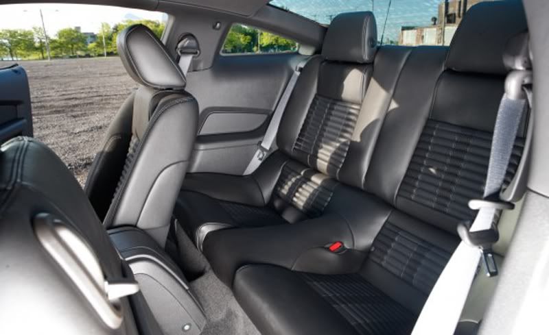 2011-Ford-Mustang-Shelby-GT500-proffers-a-tender-seat-for-passenger-.jpg