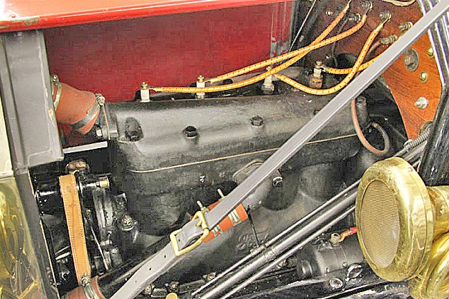 1911-engine-left_zpsc138a8b3.jpg