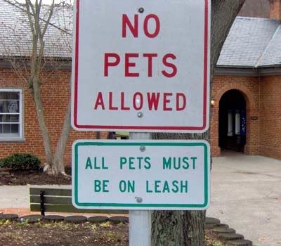 Stupid_Signs_pets.jpg
