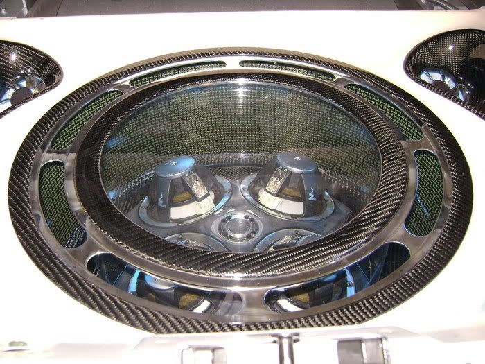 FOCAL BERYLLIUM BMW 323ci. - Fotos von CarHifi & Multimedia Einbauten