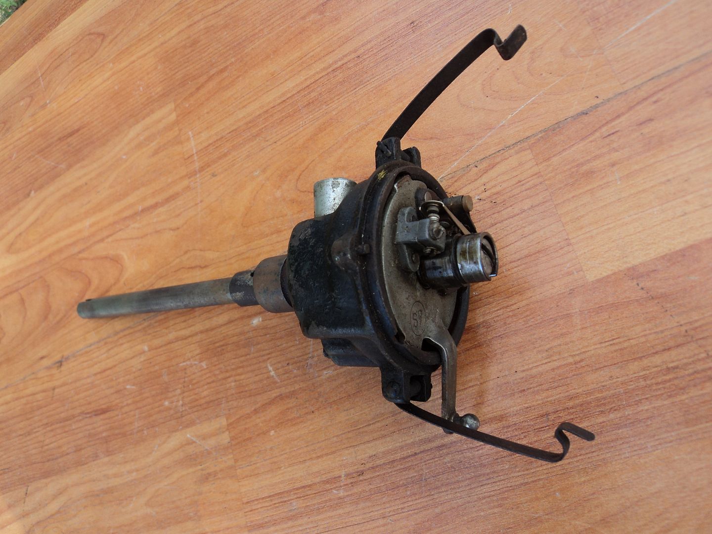 VINTAGE FORD MODEL A DISTRIBUTOR OEM