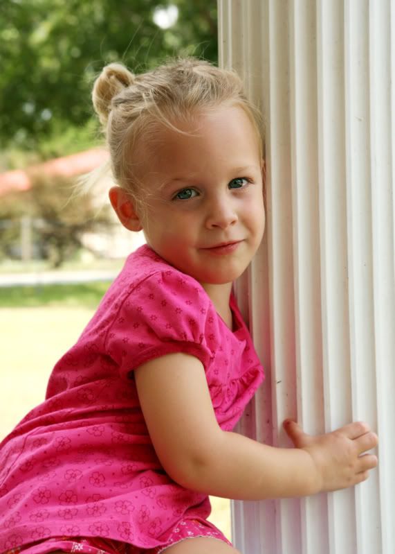 IMAGE: http://i82.photobucket.com/albums/j274/bitybabynurse/Test3-f8-spotmeterPP.jpg