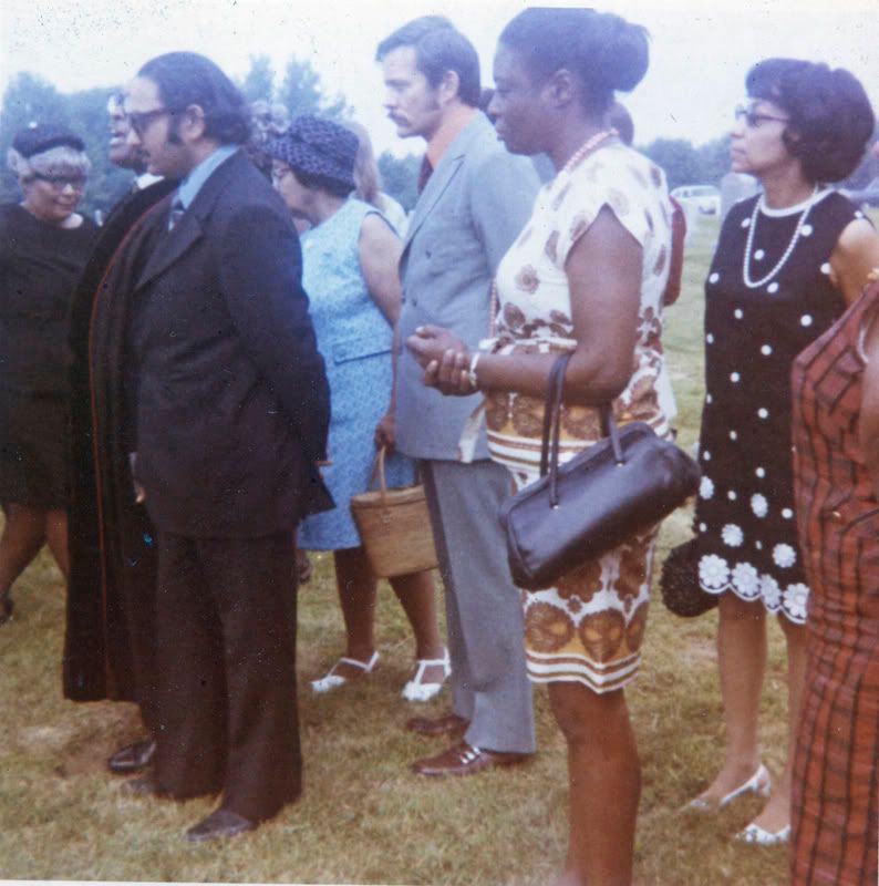 AtBessiegravestoneceremonyAugust197.jpg