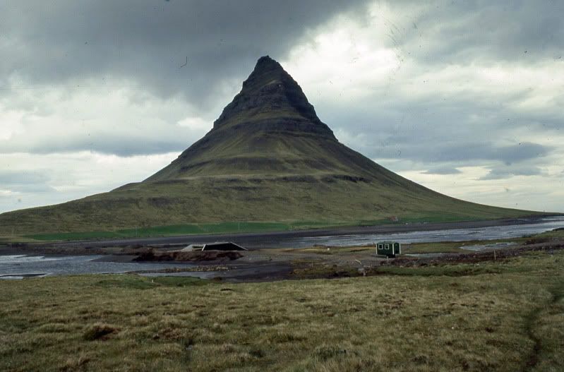 Conedmountain-Iceland85-1.jpg