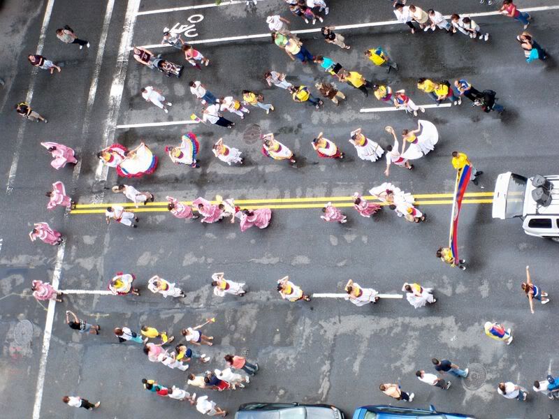 WindowviewofColombianparade.jpg