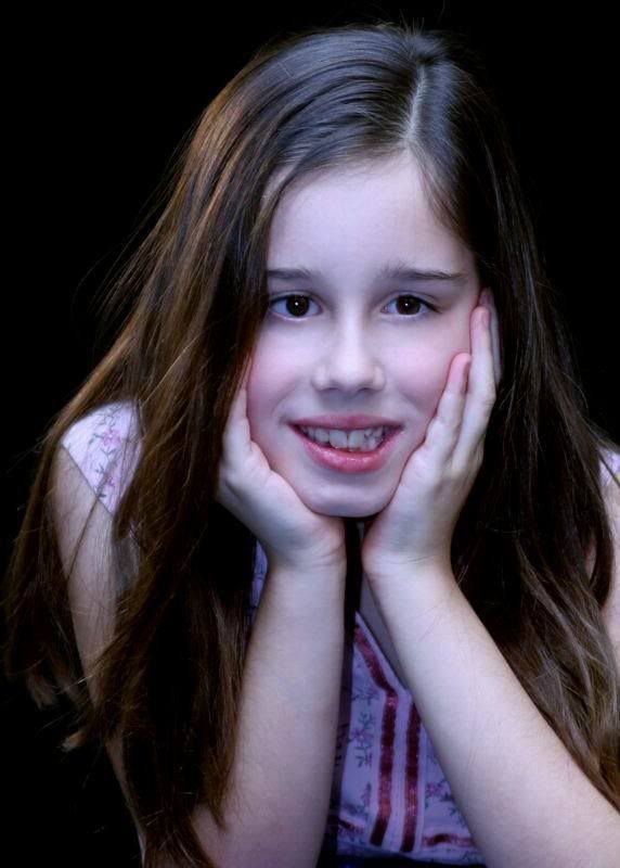 IMAGE: http://i82.photobucket.com/albums/j276/forbiggs/Headshots/ResizeofPS_head071.jpg