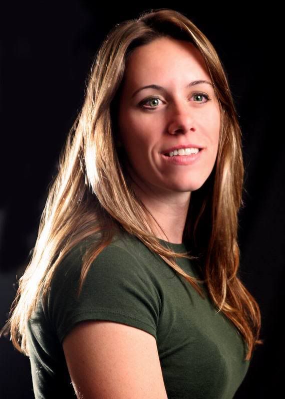 IMAGE: http://i82.photobucket.com/albums/j276/forbiggs/Headshots/ResizeofPS_head113.jpg