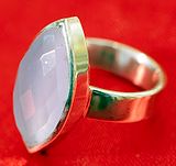 Rose Quartz Ring - marquise - in Silver