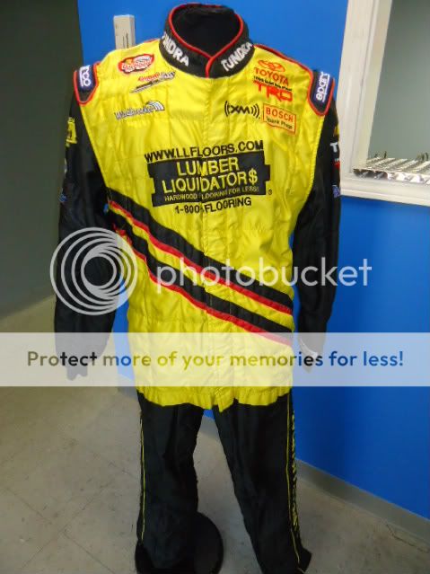 MEDIUM SPARCO FIRE SUIT NASCAR SFI CREW UNIFORM ARCA IMCA SCCA NASA 